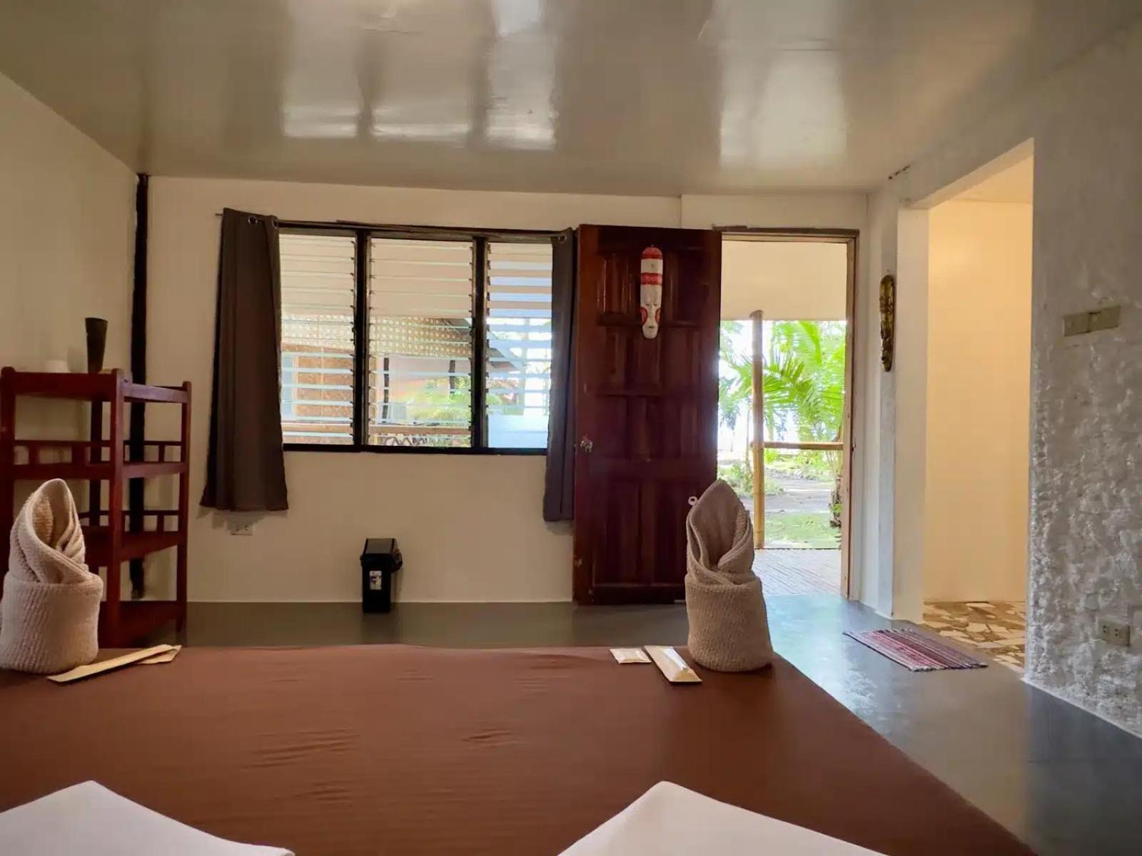 Playa Del Fuego Camiguin Beach Hostel & Resort Mambajao Exterior photo