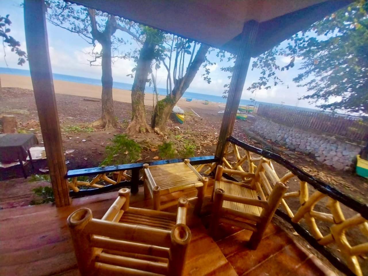 Playa Del Fuego Camiguin Beach Hostel & Resort Mambajao Exterior photo