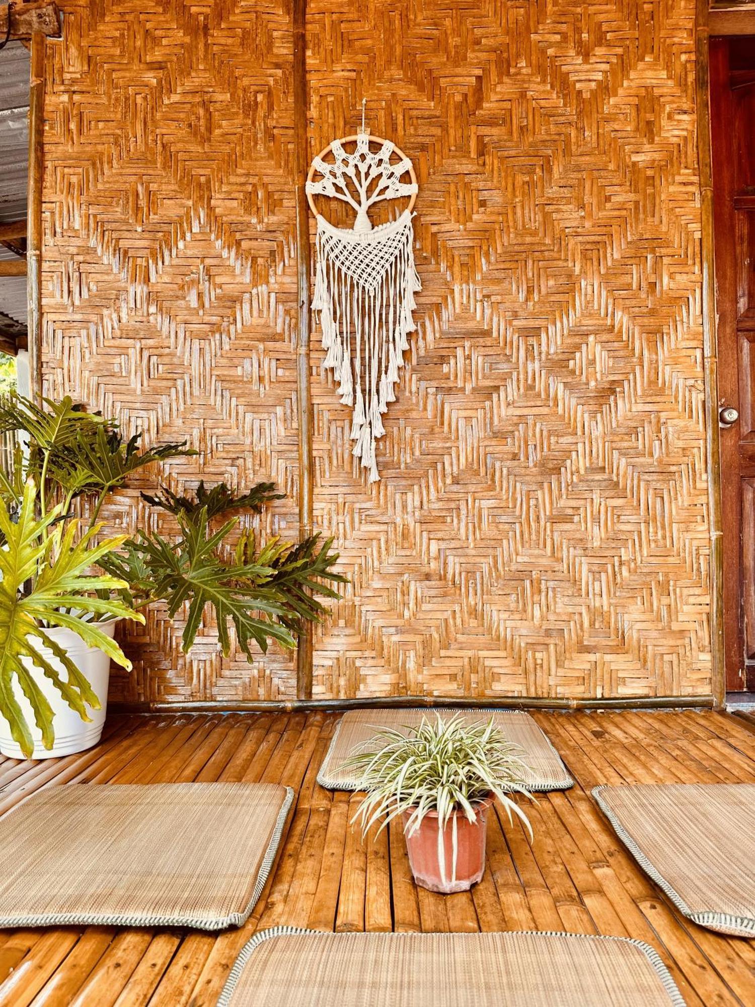 Playa Del Fuego Camiguin Beach Hostel & Resort Mambajao Exterior photo