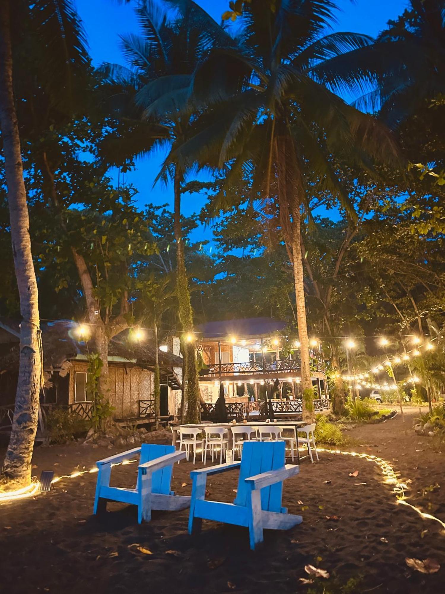 Playa Del Fuego Camiguin Beach Hostel & Resort Mambajao Exterior photo